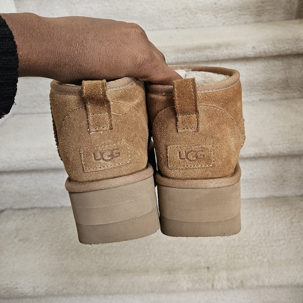 Ugg Classic Ultra Mini Platform Suede Boots - Picture 4 of 6